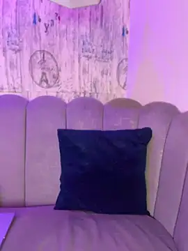 Chat +18 de AbyThompson ao vivo