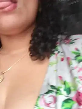 Alizon_1 Chat XXX in diretta