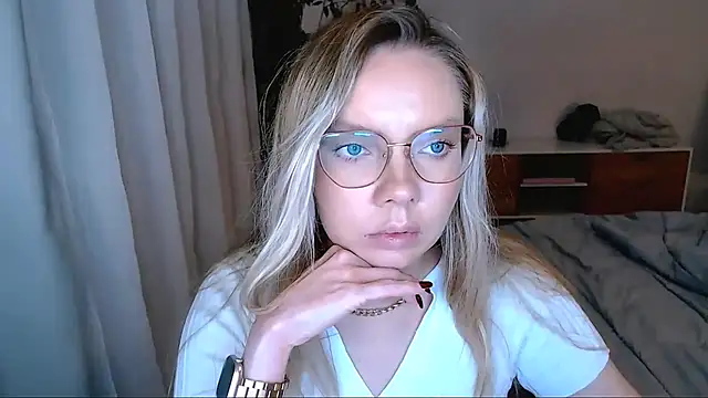 PolinaXXXXXJones' Live XXX Chat