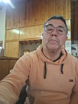 darialmas XXX чат на живо