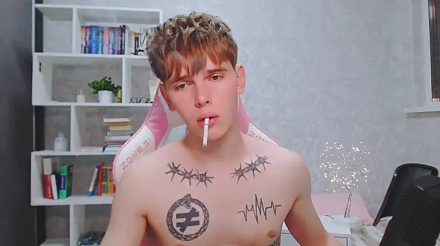 צ'אט XXX בשידור חי של Fredd_Xanders