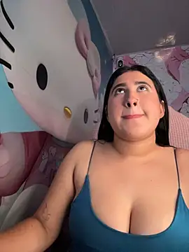 Chat +18 de Kiitty_LS ao vivo