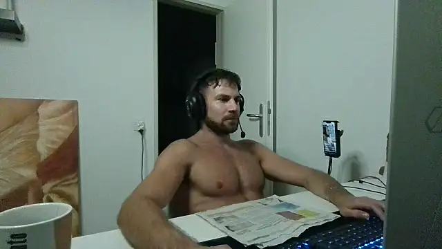 alpha-hunk – Naživo XXX chat