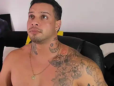 MarckMathews XXX чат на живо