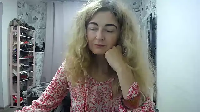 Helen1974n Live XXX chat
