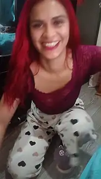 Chat +18 de tinny_emiily ao vivo