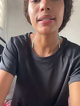 Chat +18 de Girlsex690 ao vivo