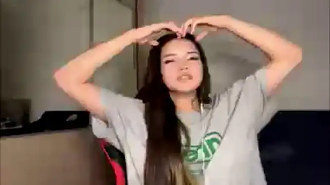 SuperiorCoil's Webcam Show