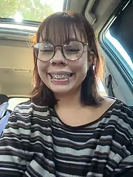 moan4mona's Live XXX Chat