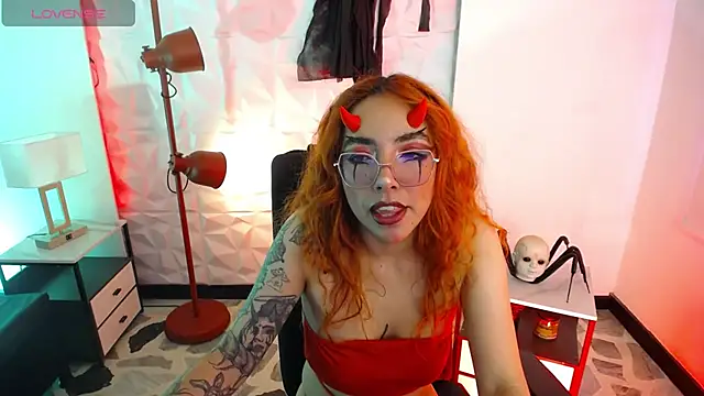 mere_in_redd: онлайн-секс-чат