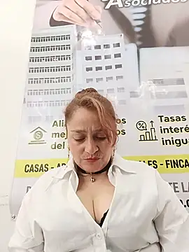 Czat XXX na żywo – LUISA--30