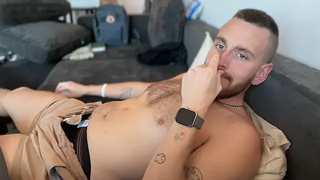 XXX chat uživo modela PowerSprayer