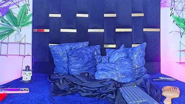Chat +18 de kaia_finn ao vivo