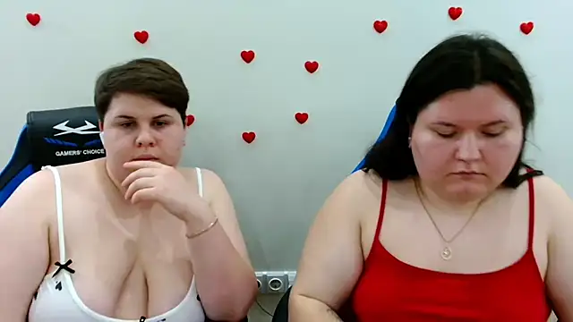 Czat XXX na żywo – BeckyAndHellen