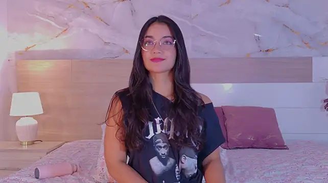 Chat +18 de JulsPatel ao vivo