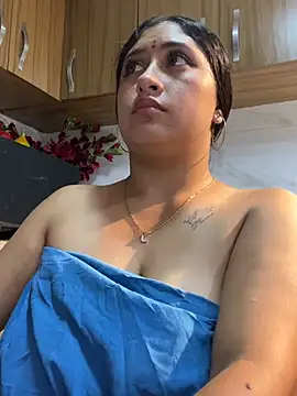 kalpanaaishaa's Live XXX Chat