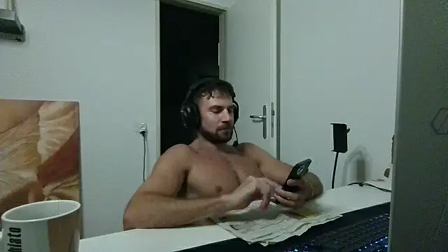 XXX chat uživo modela alpha-hunk