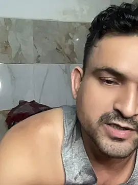hunkboy09 Adlı Modelin Canlı XXX Sohbeti
