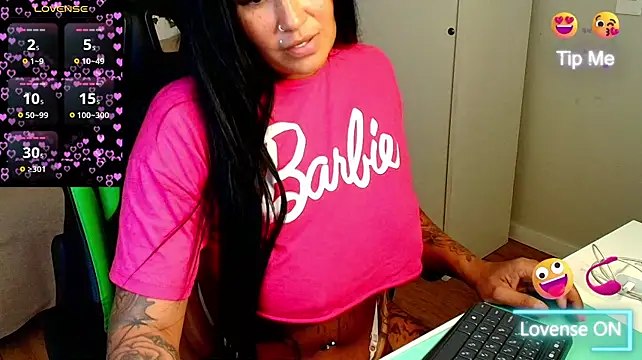 XXX chat uživo modela Madelene_Navarro