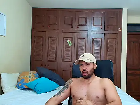 Valentinog's Live XXX Chat