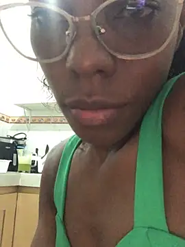 Chat +18 de Vicky-Angel ao vivo
