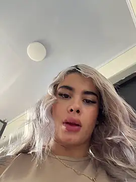 YouCandiSumisa Adlı Modelin Canlı XXX Sohbeti