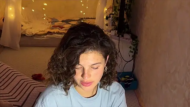 Velvet_Touchh XXX чат на живо