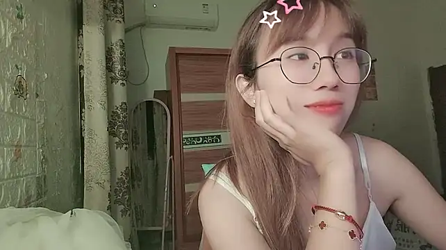Lili_666's Live XXX Chat