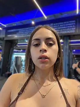 selina-sky Chat XXX live