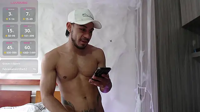 Taylor_DiamondBoy live XXX chat