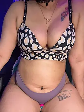 Онлайн чат XXX Alana_Queen_X