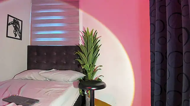 XXX chat uživo modela Mix_electra_nova