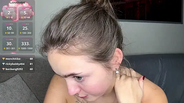 Chat +18 de LoraDavi ao vivo