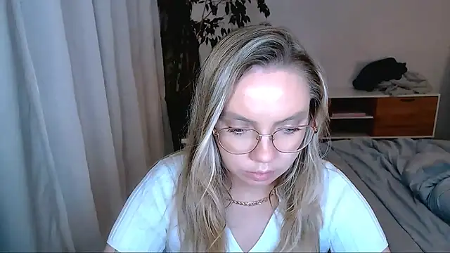 แชท XXX สดของ PolinaXXXXXJones