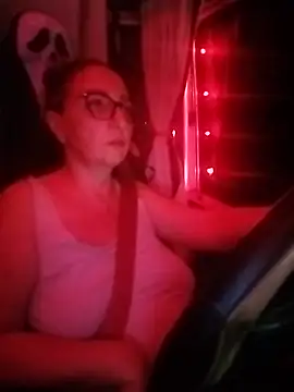 Milfa_nimfomana XXX чат на живо