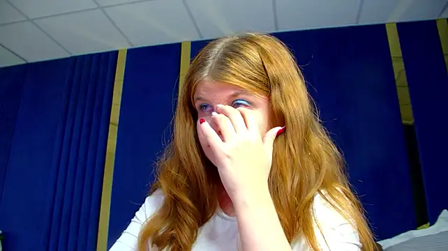 Chat +18 de ChloeHalses ao vivo