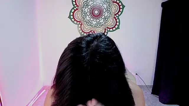 Candy_fox_19 Adlı Modelin Canlı XXX Sohbeti