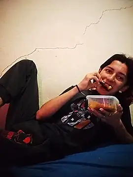 Chat +18 de Nightmaremo ao vivo