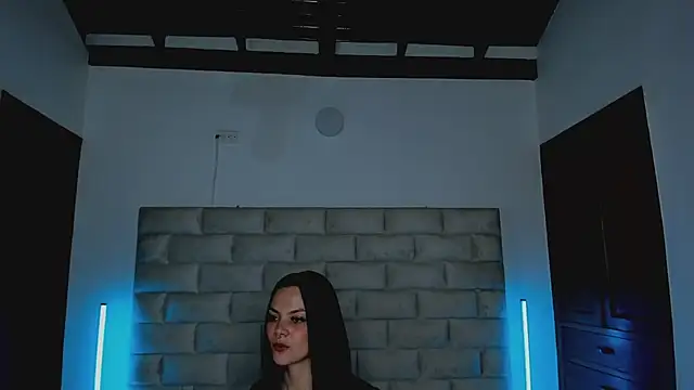 Czat XXX na żywo – HollyGrey_
