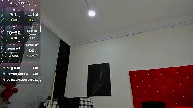 Luciaoregon's Live XXX Chat