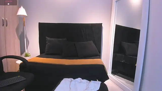 Austinbolt XXX чат на живо