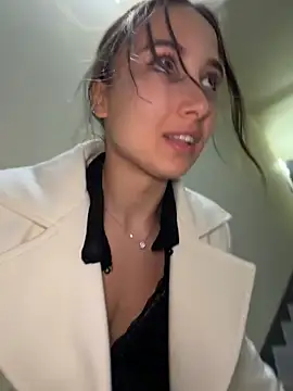 ICrazyOneIRL Live XXX Chat