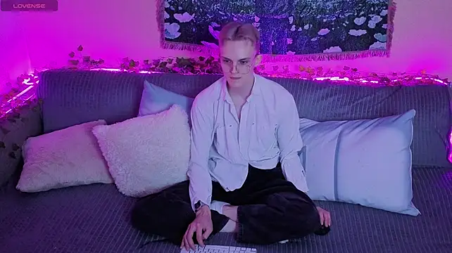 Midnight_gospell live XXX chat
