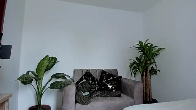zamyy_99's Live XXX Chat