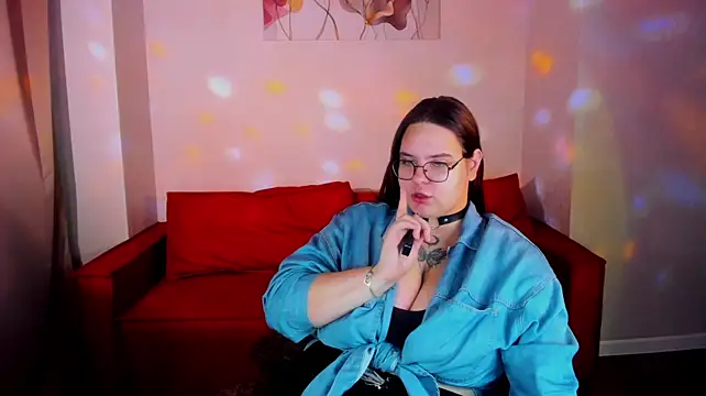 Chat +18 de Kity_Mooree ao vivo