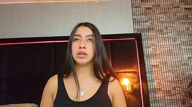 แชท XXX สดของ AlenaColeman