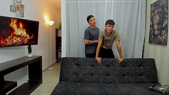 Czat XXX na żywo – Latinhott_crazysex