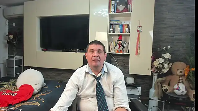 SpartacusDaddy48 Adlı Modelin Canlı XXX Sohbeti