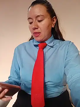 Chat XXX en directo de Hannah-colx