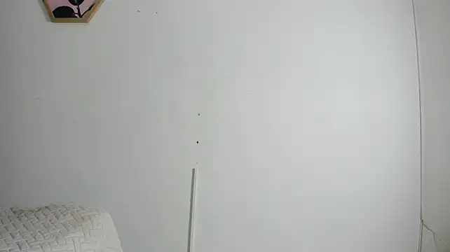 Chat +18 de Miia_ferrarii ao vivo